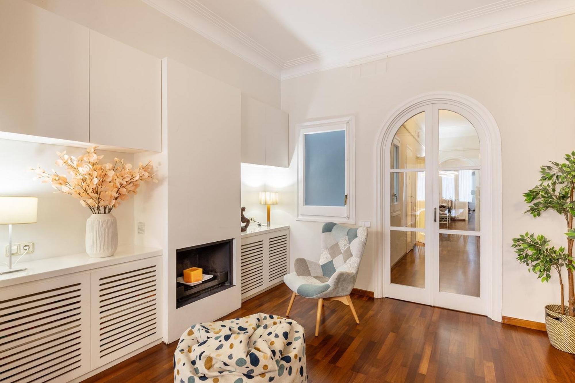 Large & Beautiful Apartment 4Min From Passeig De Gracia Barcelona Exterior foto