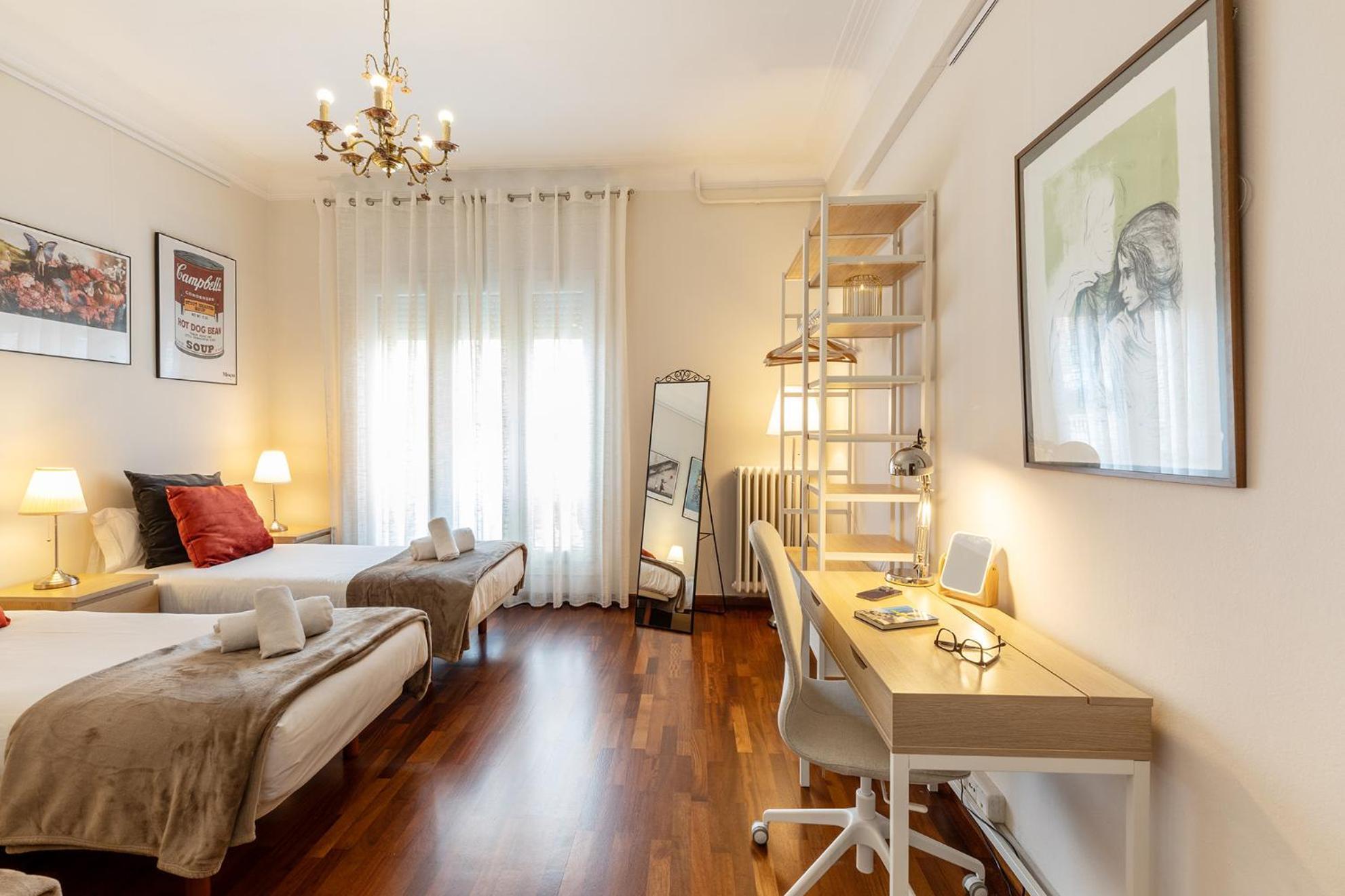Large & Beautiful Apartment 4Min From Passeig De Gracia Barcelona Exterior foto